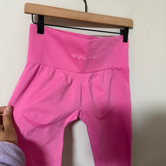NVGTN Bubble Gum Pink Contour Seamless Leggings size Large - Picture 7 of 8